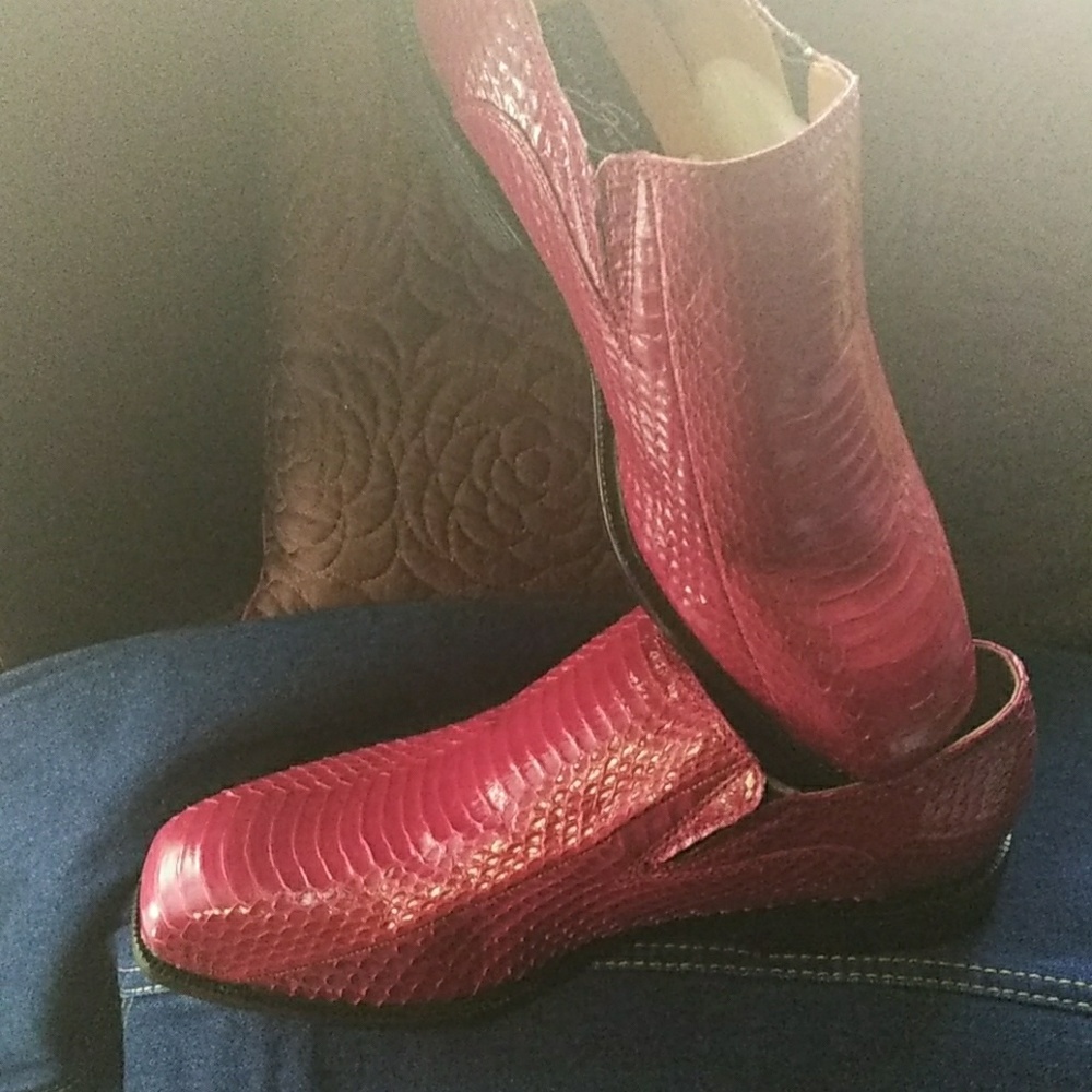 Genuine Snake Skin Shoe